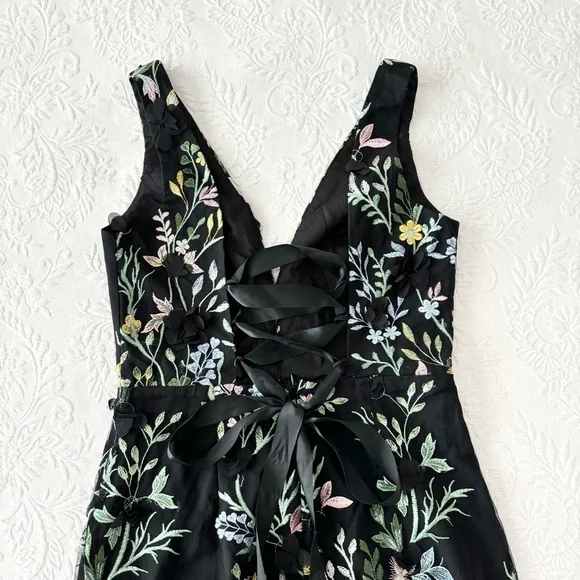 Lulu's Black Floral Embroidered Maxi Dress - Picture 6 of 9